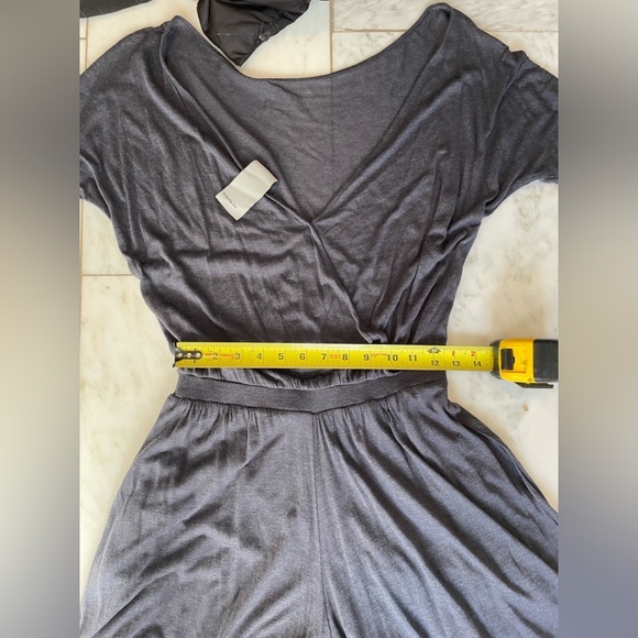 HEATHER, women’s gray wide leg short sleeve jumpsuit, probably a small/medium - Picture 6 of 8
